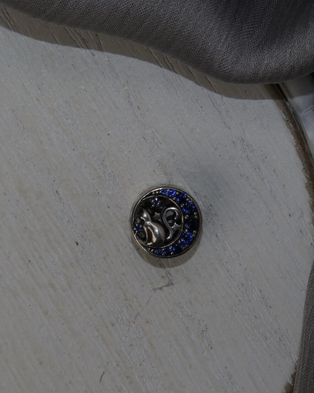 Sterling Silver “ Cat On The Blue Moon “ Charm 2G / 0.4in